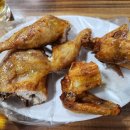 한국통닭 | [서울/신촌] 한국통닭 솔직 후기｜겉바속촉 끝판왕, 레트로 감성에 술이 술술🍗🍺