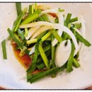 윤닭능이백숙 이미지