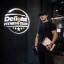 바벨과 사람 헬스클럽 이미지