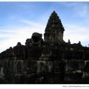 캄보디아-앙코르왓트 여행 : 시바신의 거처인 메루산(수미산)을 형상화한 바콩(Bakong) 이미지