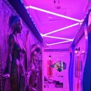 노래클럽 앞 이미지