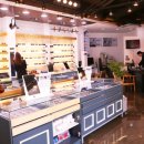 풍경이 있는 안경원 이미지