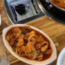 짜글이 생돼지 찌개 이미지