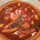 앞산고가차도 방음벽 | 대구 앞산 카페 코카브(COCAV)｜브런치부터 빙수까지 맛있는 대형카페 추천