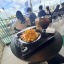 룩앳더바리스타(LOOK AT THE BARISTA) | 부산 광안리 오션뷰 카페 디저트까지 완벽했던 룩앳더바리스타 후기