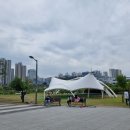 호수공원 옆 화장실 이미지