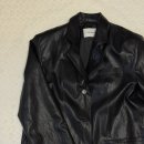 어라운드짐(Around Gym) | 아담사이즈 키작녀 레더자켓 코디추천 ː 스텝어라운드 오버사이즈 폭스 레더 쓰리버튼 블레이저 블랙...