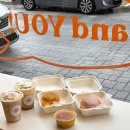 중앙시장3길 | 전시회 뺨치는 분위기! 강릉 중앙시장 근처 넓은 카페 강릉디저트카페 도넛인사이드도넛 강릉점