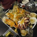 바다를품은해적선 이미지