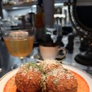 (주)캔디코드 | 성수 대저택 | 티라미슈 칵테일 마시러 갔다가 아란치니에 반한 곳