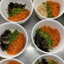 3월 23일 점심밥상 당근소보로덮밥 미나리된장무침 팽이버섯볶음 간식바나나 이미지