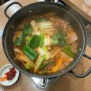 힐링이 되는 도자기 핸드페인팅 이미지