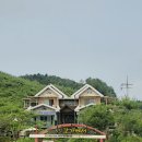 물안개피는 강가펜션 이미지