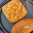 비엔나커피하우스춘천점 | [춘천 카페 추천] 뷰 좋은 춘천 카페, 비엔나커피하우스 후기Ⅰ소금빵&amp;티라미수라떼