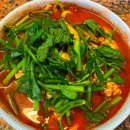 알곤이 칼국수 한 입에 해장이 쫙~" 신당역 숨은 노포 감성 맛집 이미지