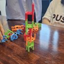 반향 | 빛나는 미완의 거친 반향 [202507-202509]