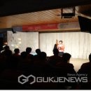 아들은 엄마의 나이를 모른다 이미지