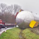 대형 탱크 운반 (Heavy Haulage of Giant Tank Gone Wrong!) 이미지