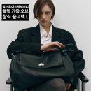 오브 짐(aube Gym) | <보부상백 찾으신다면?> 질스튜어트액세서리 블랙 가죽 오브 장식 숄더백 L 추천