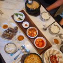 센텀동로 | 센텀맛집 미례국밥 센텀점, 시그니처 돼지우동과 수육 아이도 반한 센텀점심 돼지국밥 후기