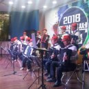 중앙 무대 이미지