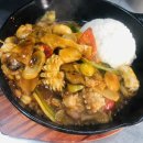 퐁낭 작은 도서관 앞 공영주차장 이미지