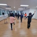 라인댄스(야간) 이미지