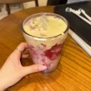 드림랜드,스타벅스 사거리(베스킨라빈스) | 스타벅스 봄 신메뉴 ‘슈 폼 딸기 라떼’ 솔직 후기｜딸바봉 맛 나는 봄 한정 음료