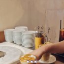 중앙동288 | 288. 이순신 광장 카페 레트로 감성의 여수 최초 회전 에스프레소바 :: 종포에쏘 (ft. 커피 맛있는 집...