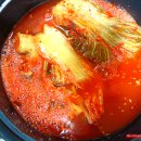 김치찌개 맛나게 끓이는 비법은 의외로 간단해요!!! 이미지