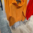 (주)디자인우선 | 26SS 시에라디자인 매장 속 내돈내산 바람막이 후드 자켓 실물 후기