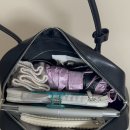 (주)보부상 | 스탠드오일 모모백 라지 블랙 착용샷 주 5회 드는 보부상백 정착 직장인 출근가방 추천