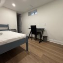 Room with private washroom near pape station available December 1 for $/800 이미지
