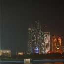 UAE 고층 건물에 한국어로 '건강 조심하세요' 이미지