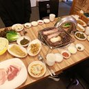 육간청