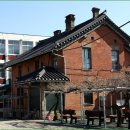 로간부인기념비 이미지