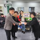 담장 허무는 엄마들 이미지