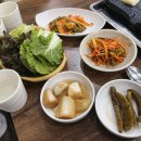 생돼지 김치찌개 생삼겹 이미지
