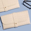 화이트안경 이미지