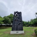 침묵속에피어나는우리 이미지