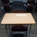 학원에서 사용하던 학생용 책상 의자 세트 판매합니다. 이미지