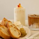 이케이앤 | 대전 유성 이케이지커피바 예쁜 카페 추천 참외라떼 맛집 (+카이막 후기)