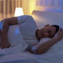 💪자다가 자꾸 깨는 사람, 몸에 ‘이런 문제’ 있는 걸 수도 이미지