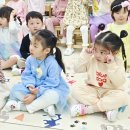 4월 8일 코코팡 영어, 미술-봄의 색으로 물들여요, 바깥놀이 이미지