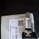 벤츠 순정 정품 타이어 공기압 센서 TPMS 0009052102 W213 이미지