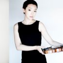 클라라 주미 강 바흐 무반주 전곡 이미지