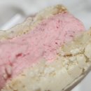 CU순천조례점 | cu 노티드 썸머 마카롱 리뷰. 가격 3800원 칼로리 224킬로칼로리 메롱맛 복숭아맛 2가지 맛인데, 가성비...