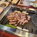 발산역 고기집 화덕에서 초벌된 삼겹살, 산에산 화덕구이