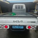 모토매니아 자동차공업사 | 기아 봉고3 EV 수직리프트게이트 장착 접이식 답판 모토매니아