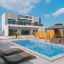 더 아도록 이미지